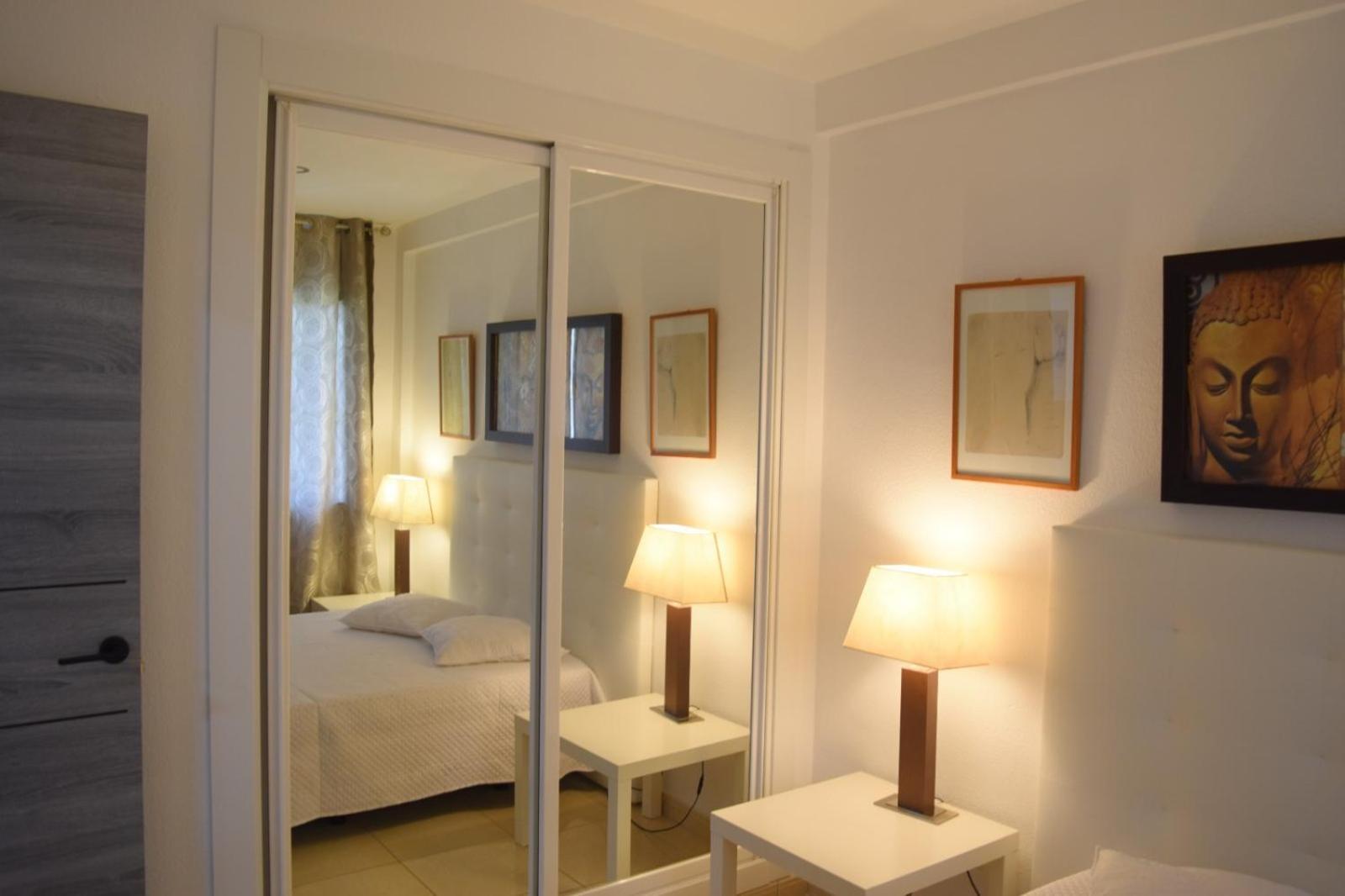 Apartamentos De Los Cisnes Беналмадена Екстериор снимка